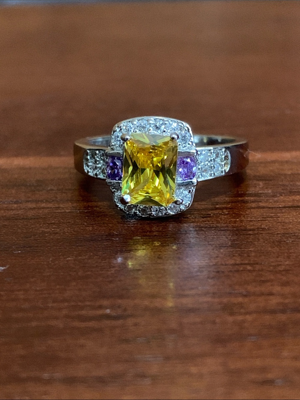 Silver plated yellow and purple stone ring size 8.5